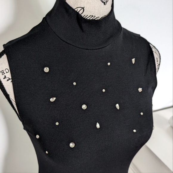 ZARA | Women's Black Mock Neck Jeweled Stretchy Sleeveless Tank Top - Picture 2 of 4
